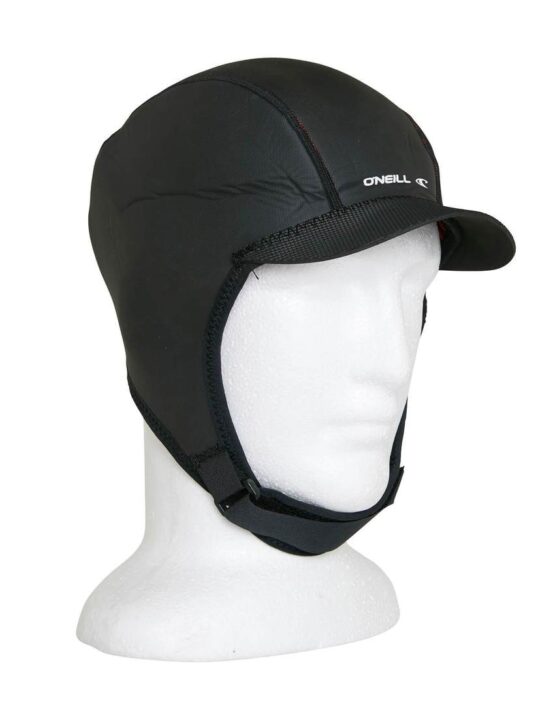 Defender-2mm-Wetsuit-Cap-Hood-Black_3377OA_01_c3642acd-765f-4986-a635-7510301ec8e0_900x