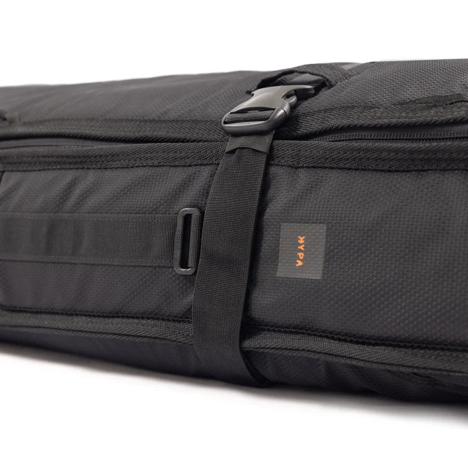hypa-detail-double-padded-side-wall-24-a_5734a42d-f6e7-4dde-9734-95bbe3258fda_1800x1800