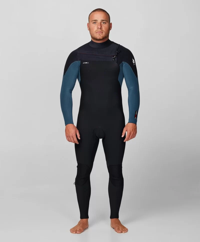 hyperfire-3-2mm-steamer-chest-zip-wetsuit-cadet_5511oa_9g72_01_88e6c989-16c6-4150-a091-d887a2af545b
