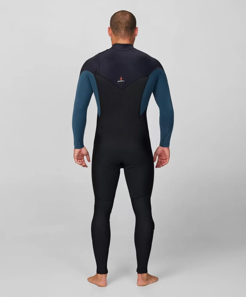 hyperfire-3-2mm-steamer-chest-zip-wetsuit-cadet_5511oa_9g72_04_c803a10b-6164-45b7-80c4-d1f2cb69e86f